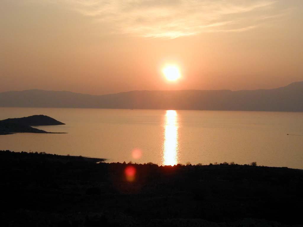 Hotel Adriatic Omišalj المظهر الخارجي الصورة