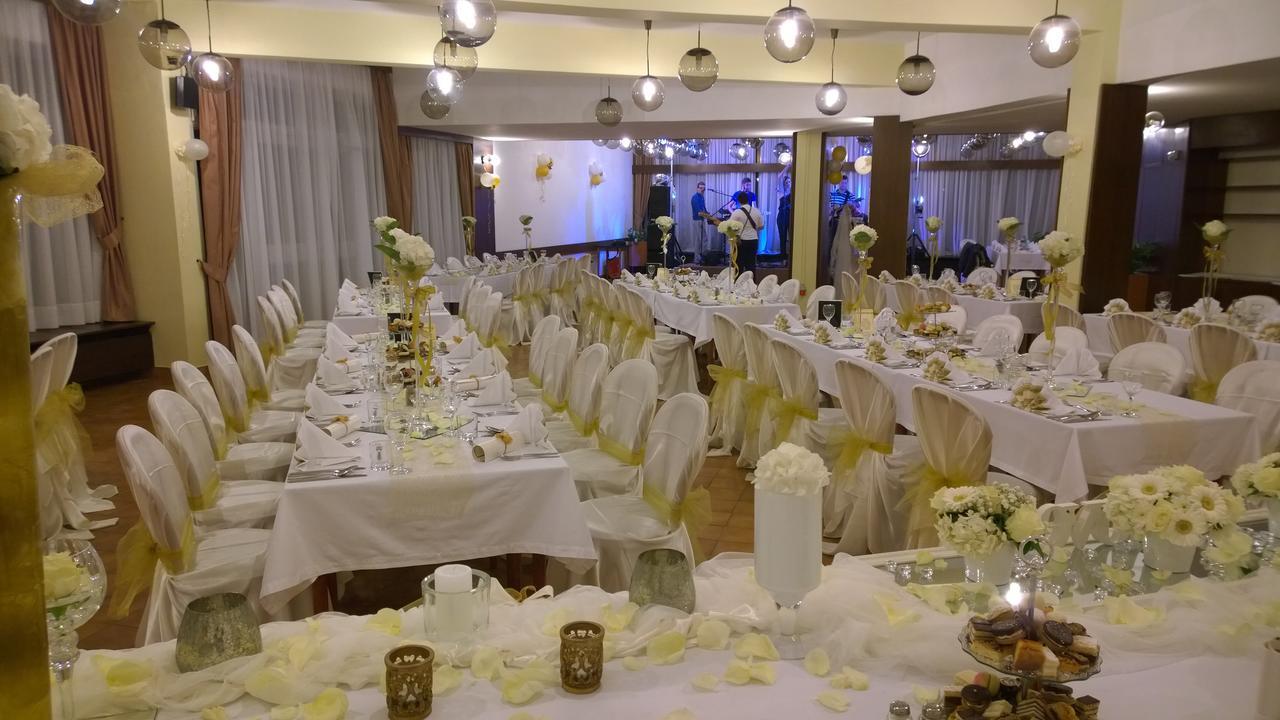Hotel Adriatic Omišalj المظهر الخارجي الصورة