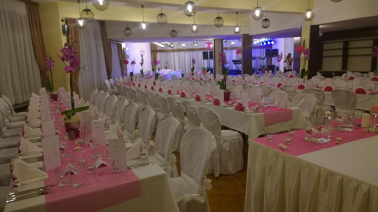 Hotel Adriatic Omišalj المظهر الخارجي الصورة